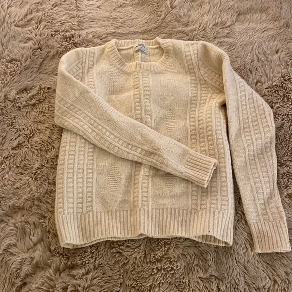 Wool sweater l, no pilling excellent condition